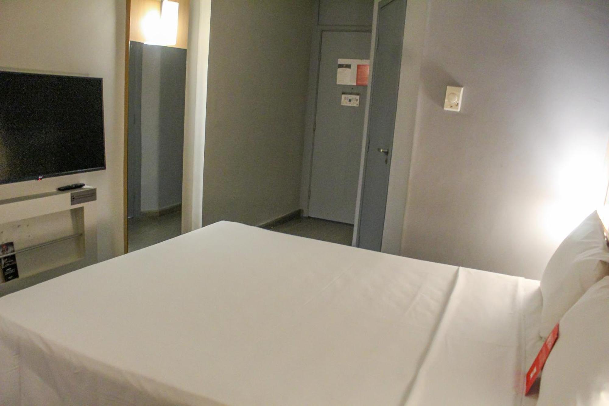 Ibis Goiania Hotel Bagian luar foto