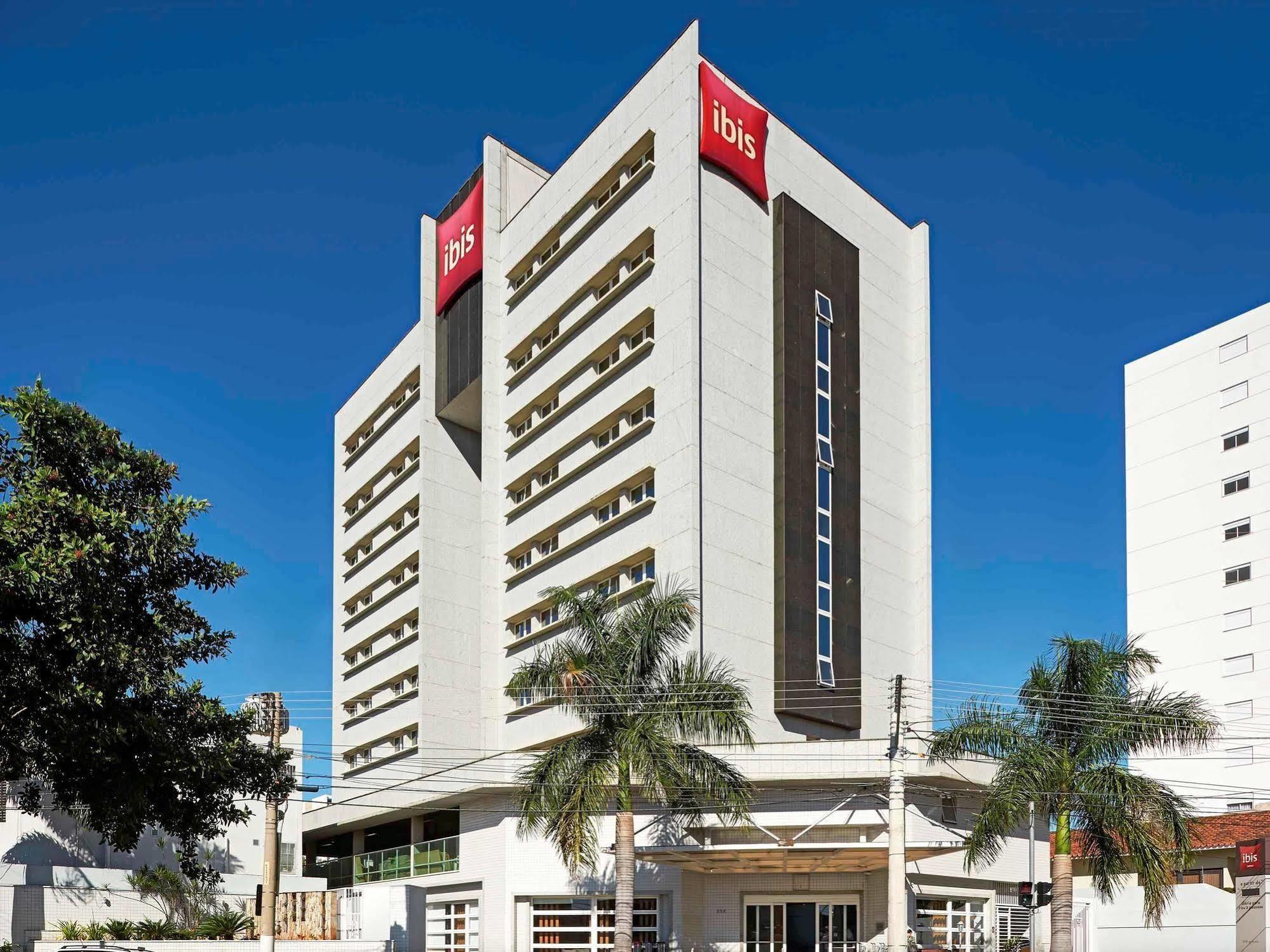 Ibis Goiania Hotel Bagian luar foto