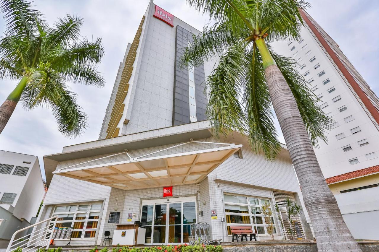 Ibis Goiania Hotel Bagian luar foto